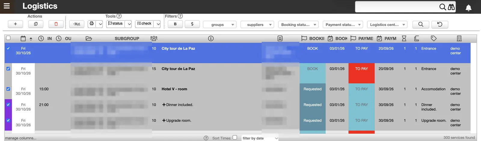 List of services to book in the TOOGO reservation software: dates, number of pax, supplier, booking and payment status, operations centre.